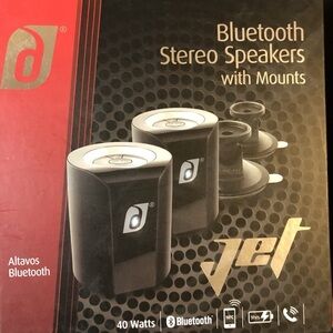NEW Damson Jet Portable Wireless Bluetooth Speaker Pair and Metal Mount Bundle